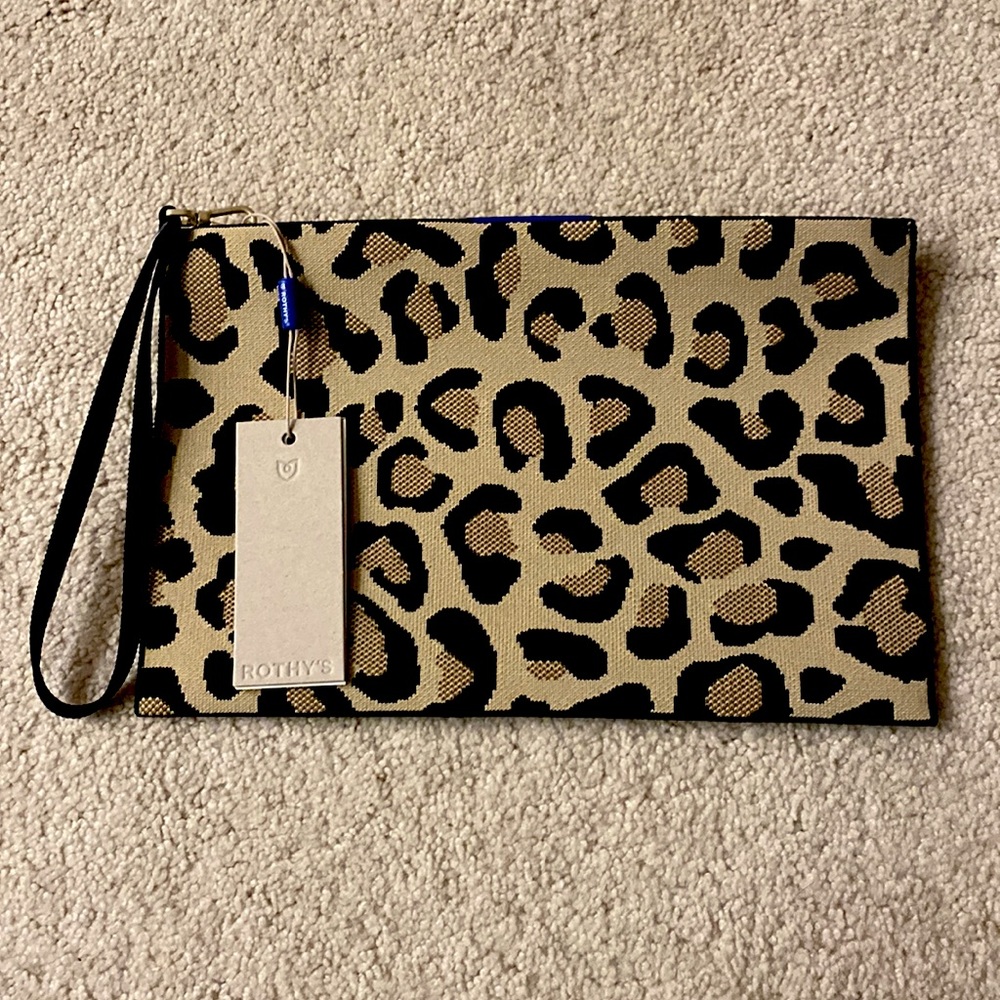Rothy’s desert cat wristlet